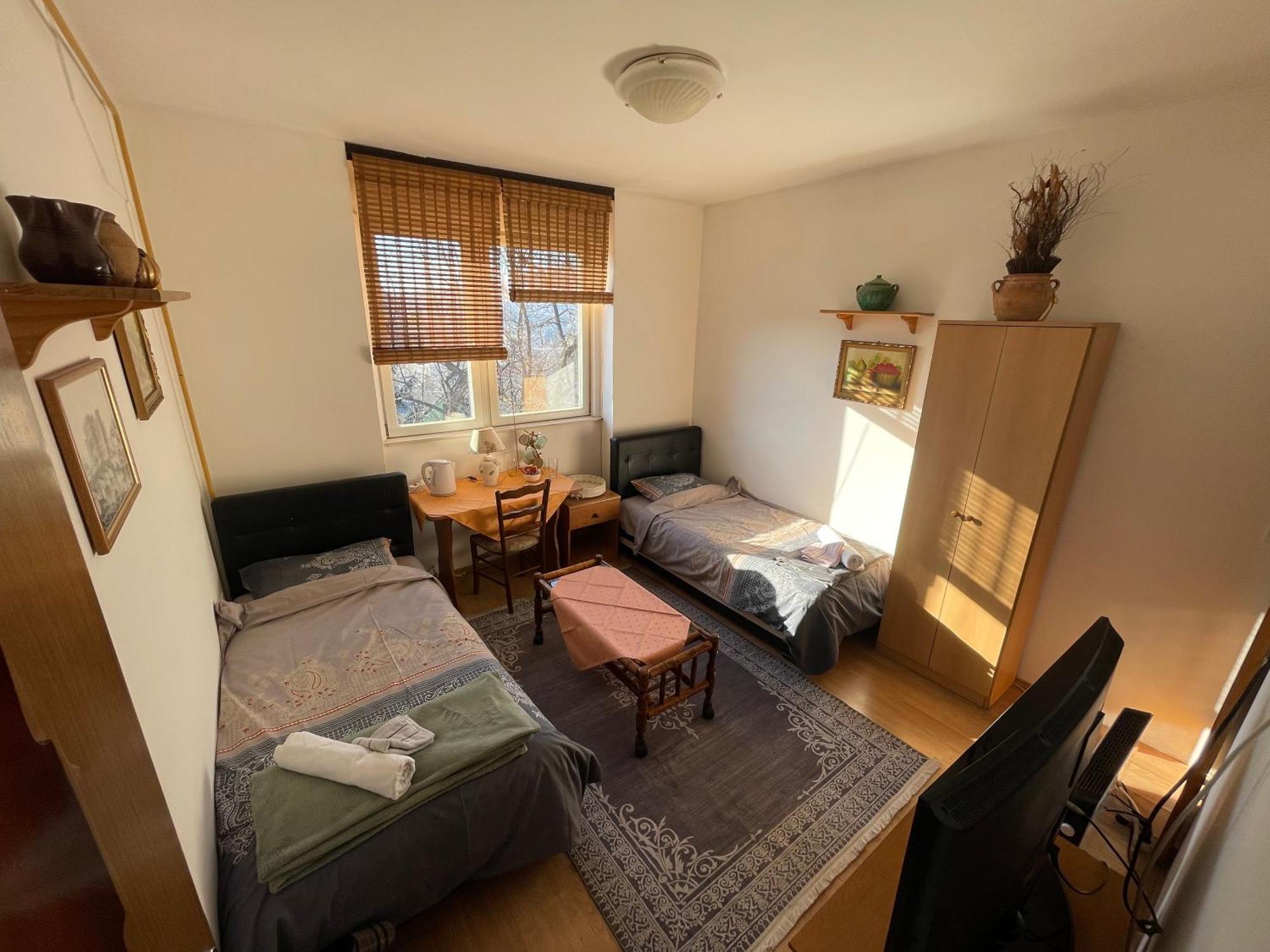 Rooms Ada SJJ Buitenkant foto